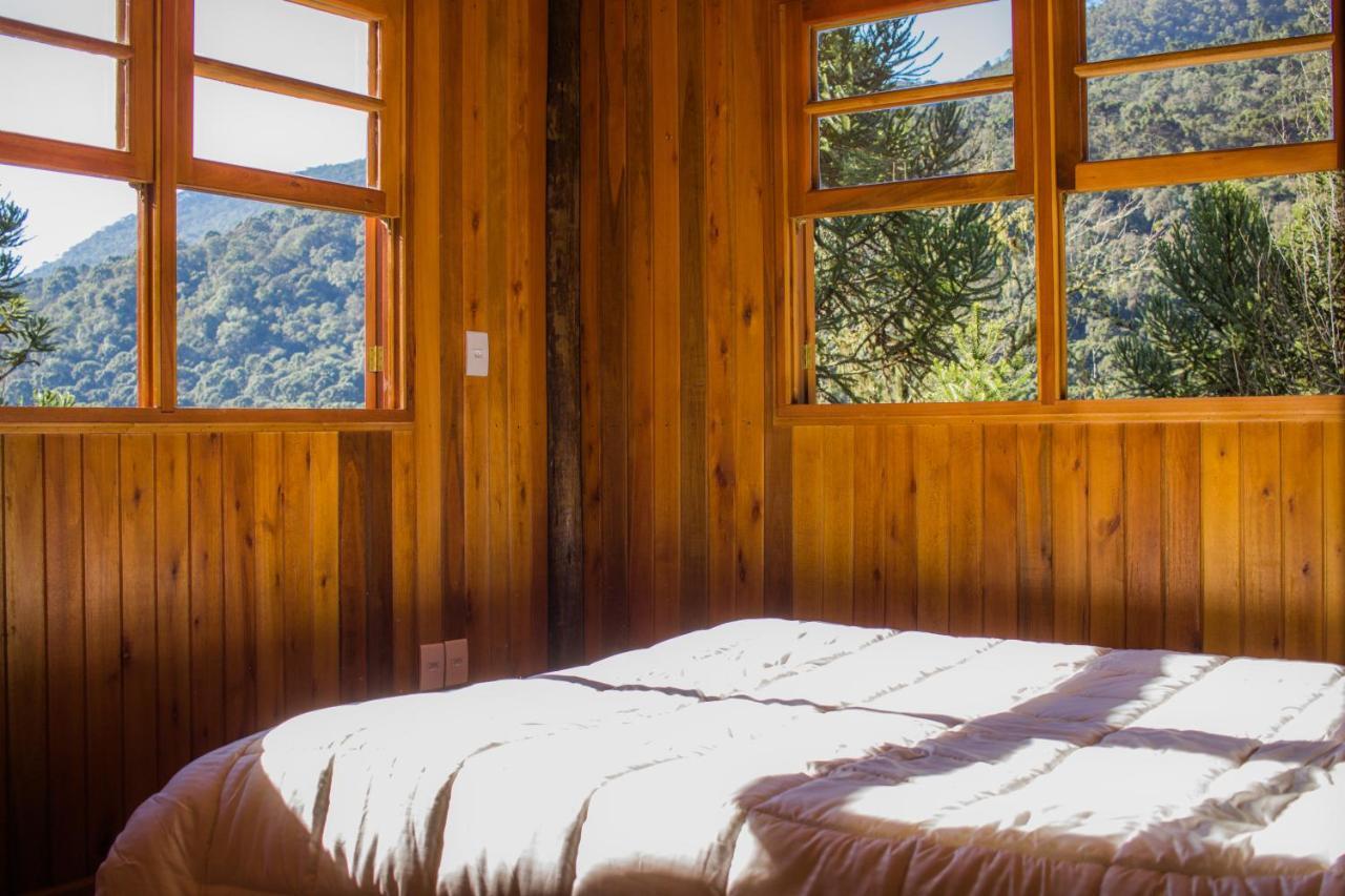 Хостел Ayllu Refugio Ecologico Урубісі Екстер'єр фото